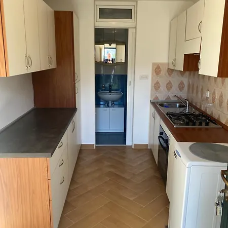 Fiore I Apartment *
